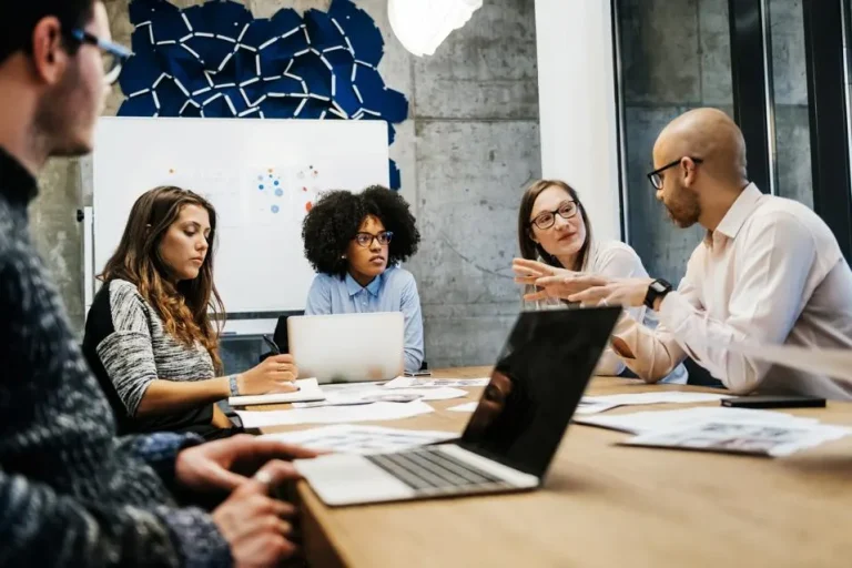 Présentez fièrement vos évaluations avec une plaque Google avis